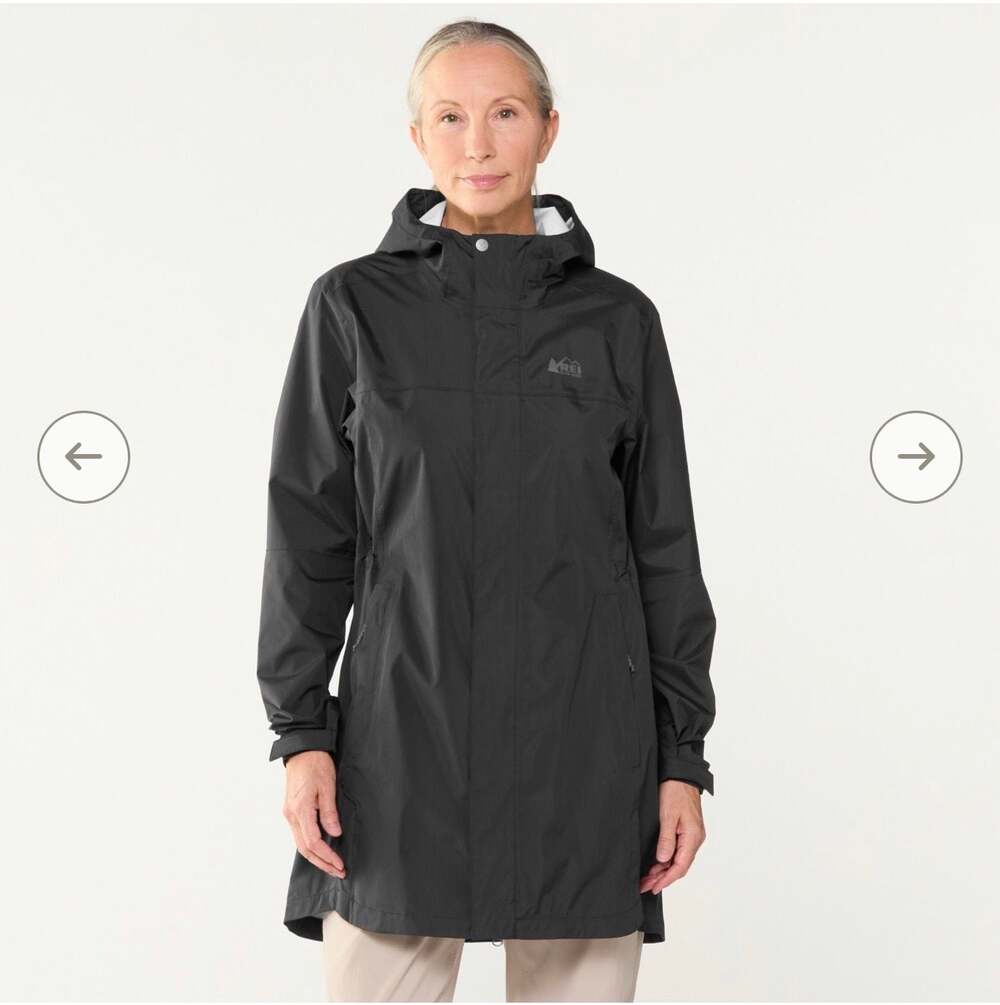 REI Co-op Women’s Peak 2.5L Black Long Rain Jacket Size Medium